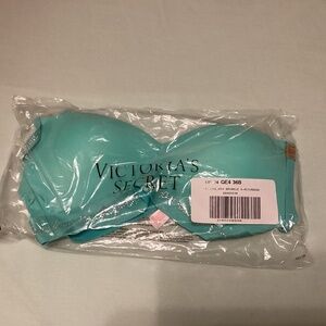 PINK Victoria’s Secret wireless bra NEW